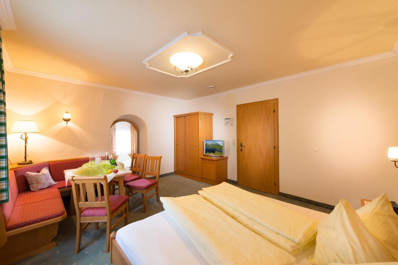 Hotel Naturhotel Huettenwirt In Middle Of Nature 4*